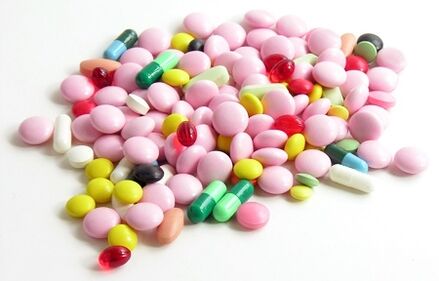 Behandlung vu Prostatitis bei Männer mat Medikamenter